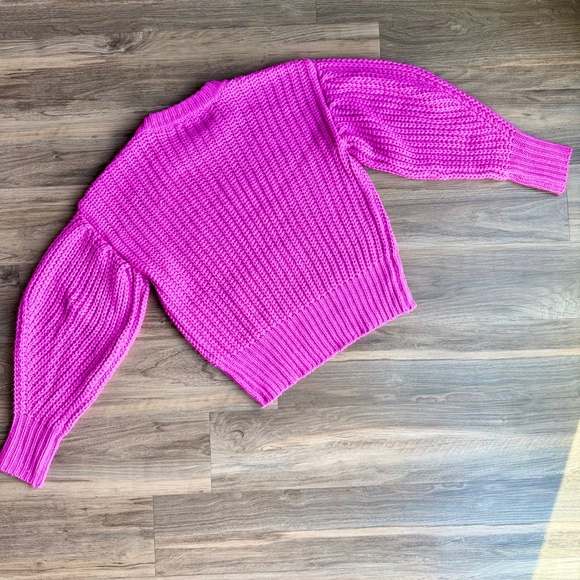 Lumière Small Bright Fuchsia Chunky Knit Balloon Sleeve Sweater - Picture 10 of 12